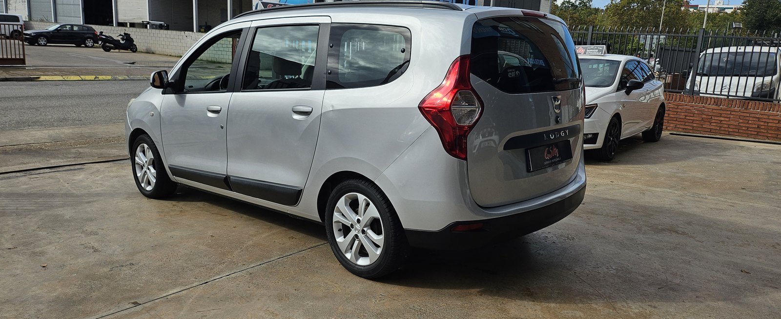 Dacia Lodgy 1.2 TCe 120 CV 2013 de ocasión en GSM Serveis Integrals Automoció, Vilobí del Penedès (8)