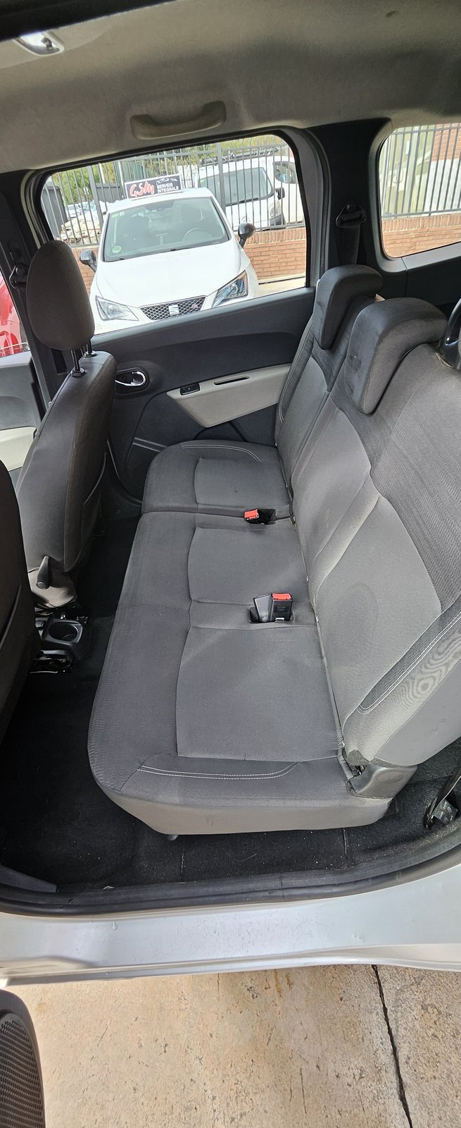 Dacia Lodgy 1.2 TCe 120 CV 2013 de ocasión en GSM Serveis Integrals Automoció, Vilobí del Penedès (18)