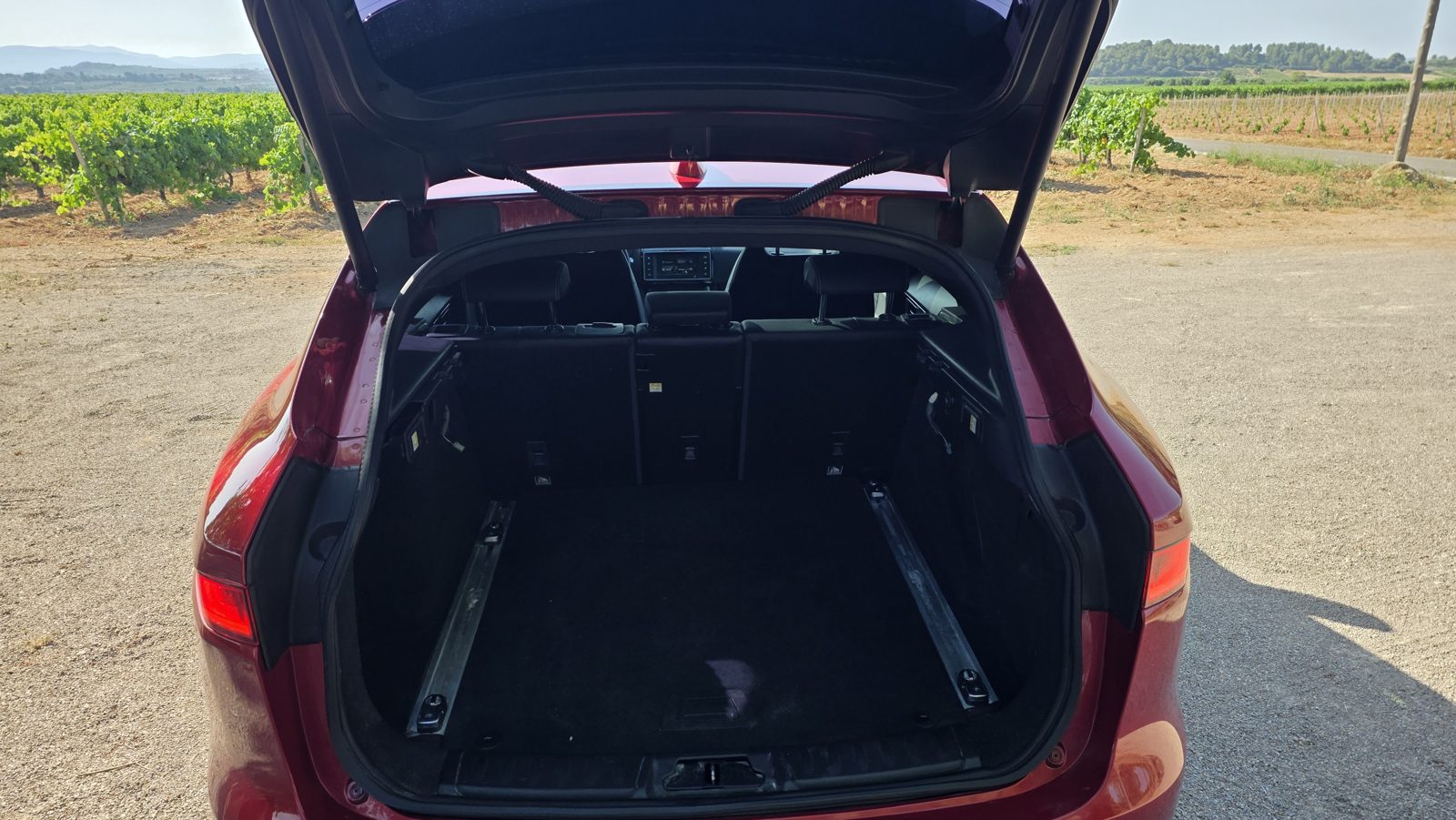 Jaguar F-Pace 3.0D V6 AWD Automático 2018 de ocasión en GSM Serveis Integrals Automoció, Vilobí del Penedès (10)