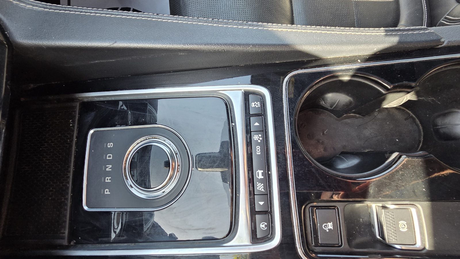 Jaguar F-Pace 3.0D V6 AWD Automático 2018 de ocasión en GSM Serveis Integrals Automoció, Vilobí del Penedès (14)