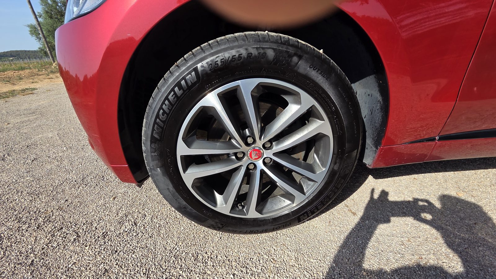 Jaguar F-Pace 3.0D V6 AWD Automático 2018 de ocasión en GSM Serveis Integrals Automoció, Vilobí del Penedès (23)