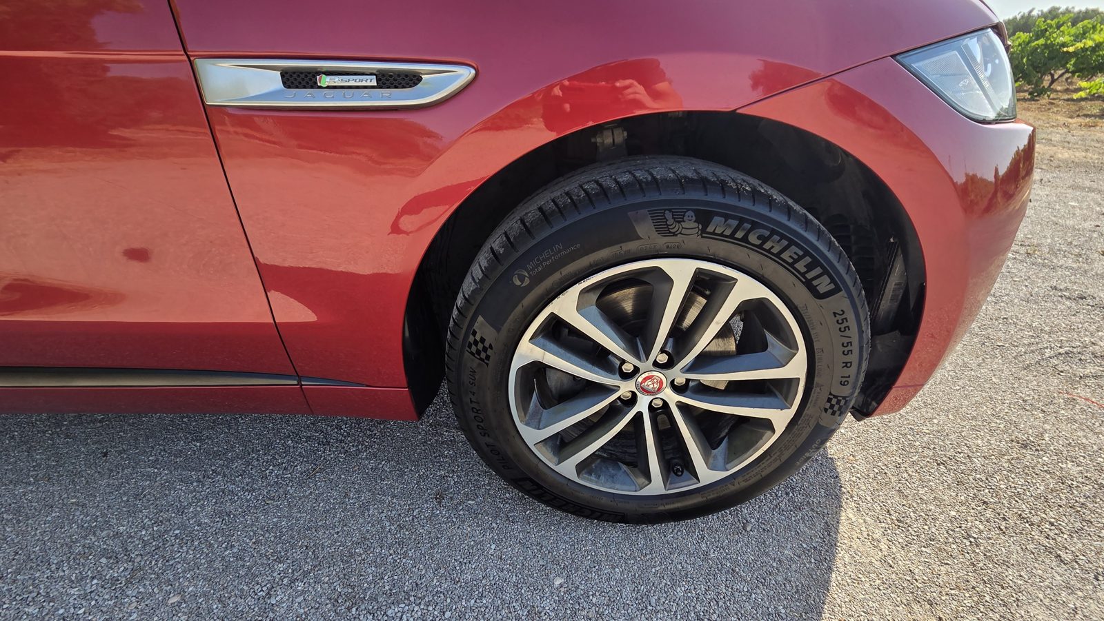 Jaguar F-Pace 3.0D V6 AWD Automático 2018 de ocasión en GSM Serveis Integrals Automoció, Vilobí del Penedès (24)