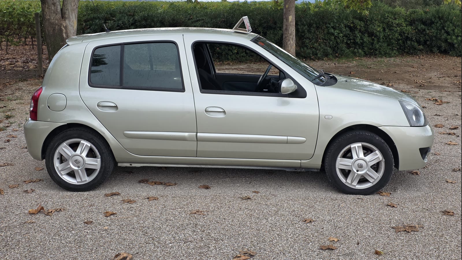 Renault Clio Campus 1.2 Gasolina 2008 de ocasión en GSM Serveis Integrals Automoció, Vilobí del Penedès (4)