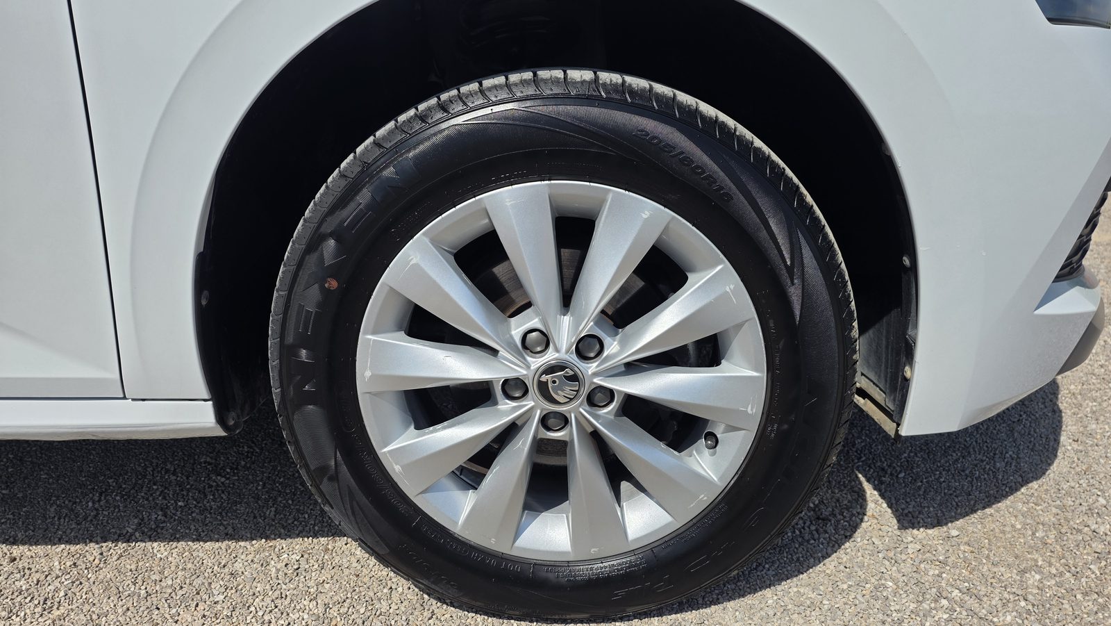 Skoda Kamiq 1.0 TSI 110CV 2022 de ocasión en GSM Serveis Integrals Automoció, Vilobí del Penedès (9)