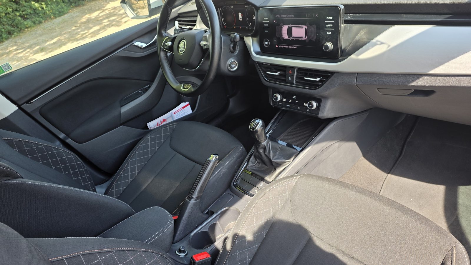 Skoda Kamiq 1.0 TSI 110CV 2022 de ocasión en GSM Serveis Integrals Automoció, Vilobí del Penedès (13)