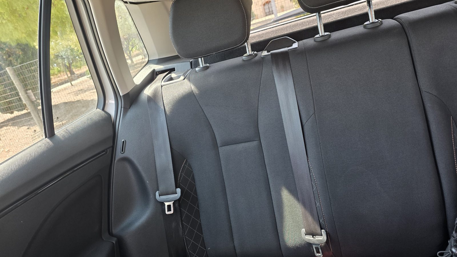 Skoda Kamiq 1.0 TSI 110CV 2022 de ocasión en GSM Serveis Integrals Automoció, Vilobí del Penedès (18)